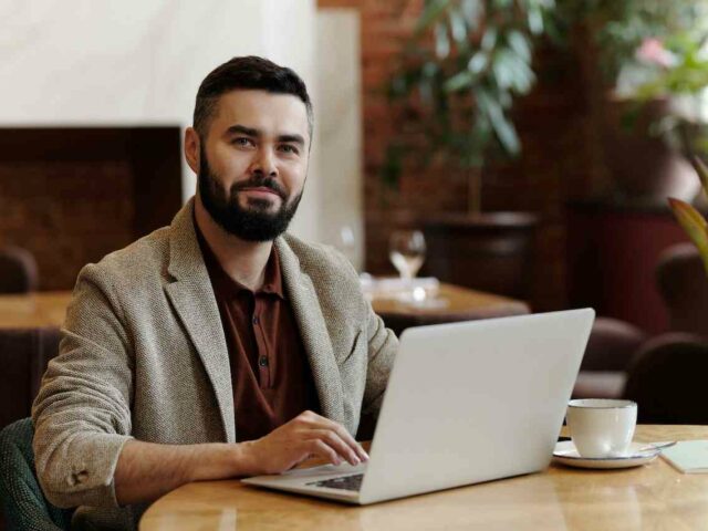 Canada Extends Economic Mobility Pathways Pilot to Help Employers and Skilled Refugees in 2025