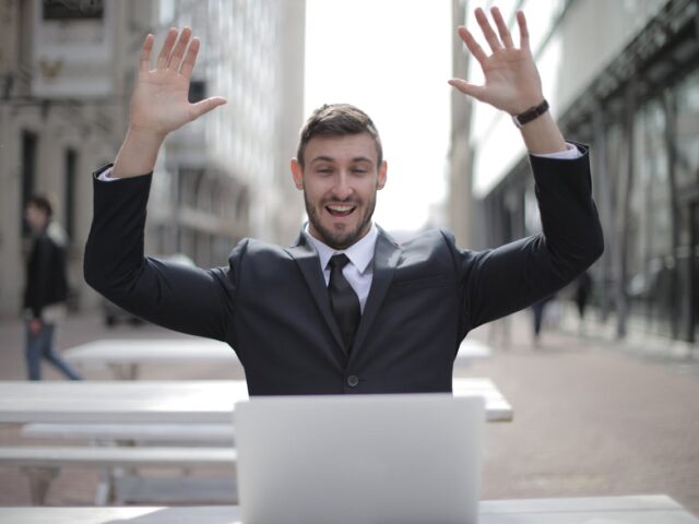 Canada Held Largest Express Entry Draw #353, Invited 3,000 CEC Candidates